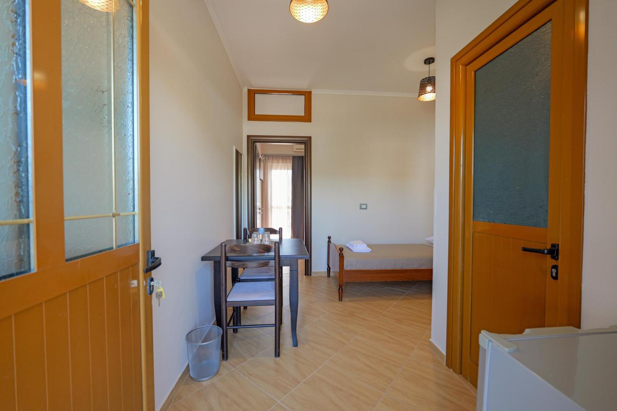 Hotel Deja Vu Ksamil Chambre photo