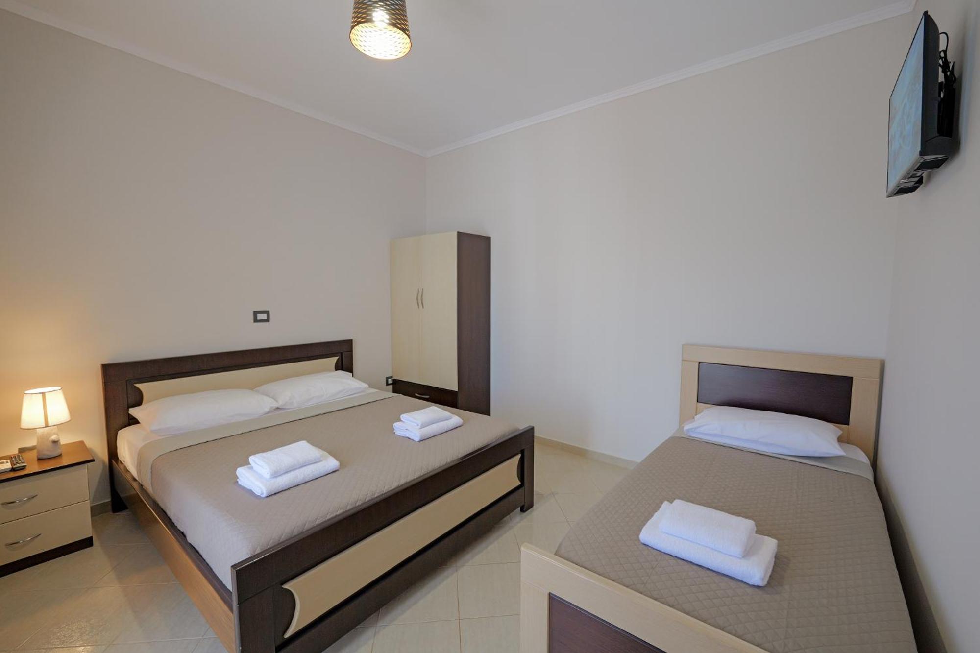 Hotel Deja Vu Ksamil Chambre photo