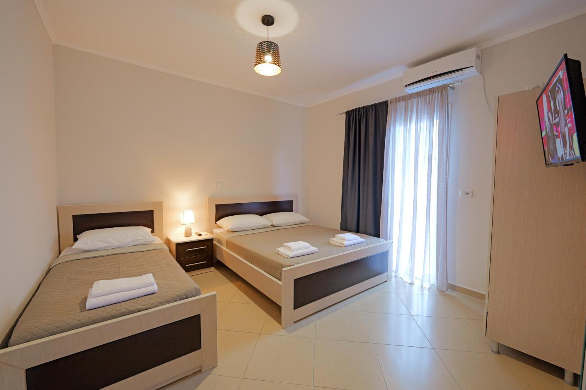 Hotel Deja Vu Ksamil Chambre photo